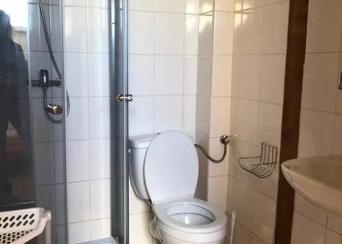 Stajnia Czahary 3 * Pogorzelica (Gmina Rewal)